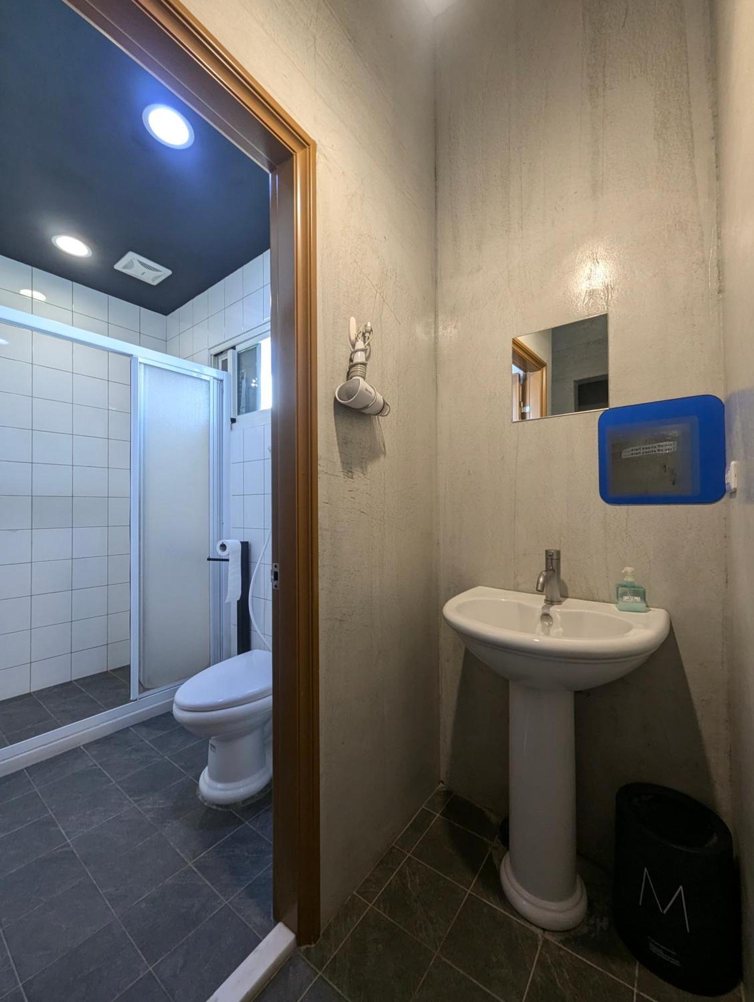 40Inn Backpackers Warehouse Taitung Exterior photo